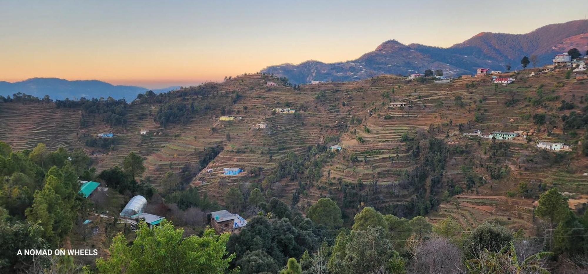 Neelkanth Retreat 穆克缇斯瓦 外观 照片