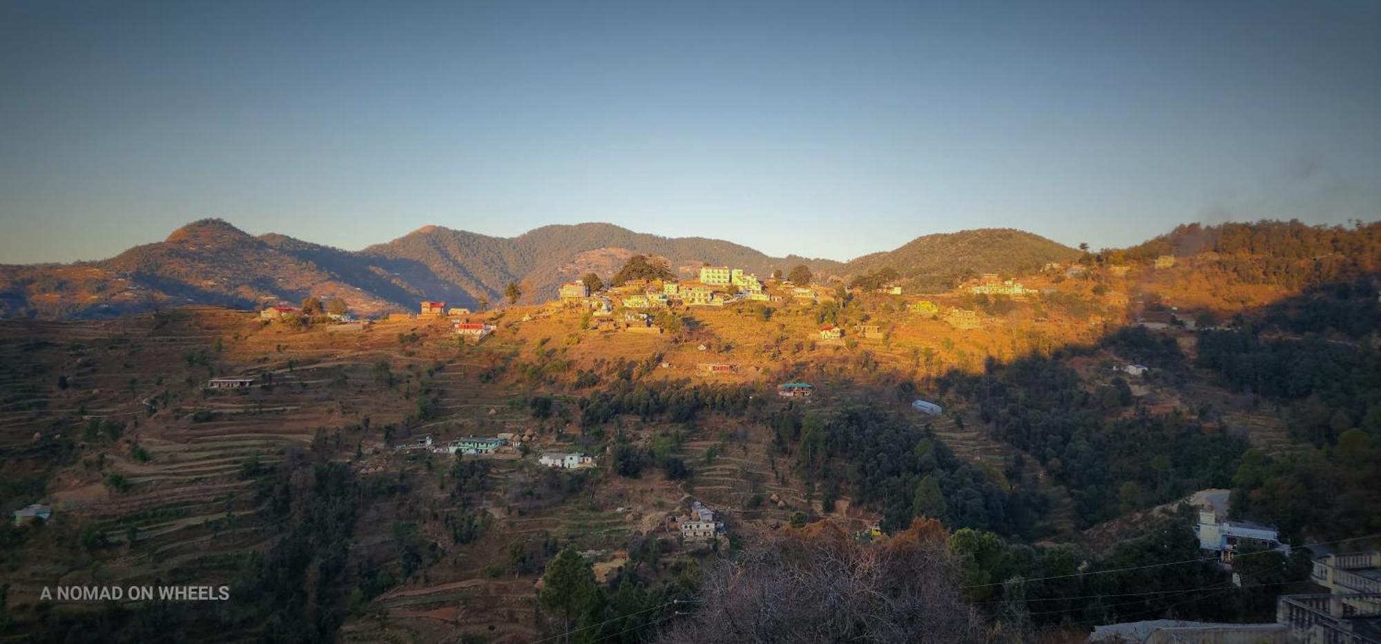 Neelkanth Retreat 穆克缇斯瓦 外观 照片